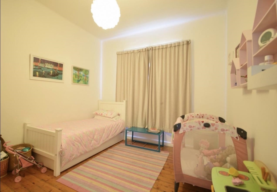 2 Bedroom Property for Sale in Sea Point Western Cape